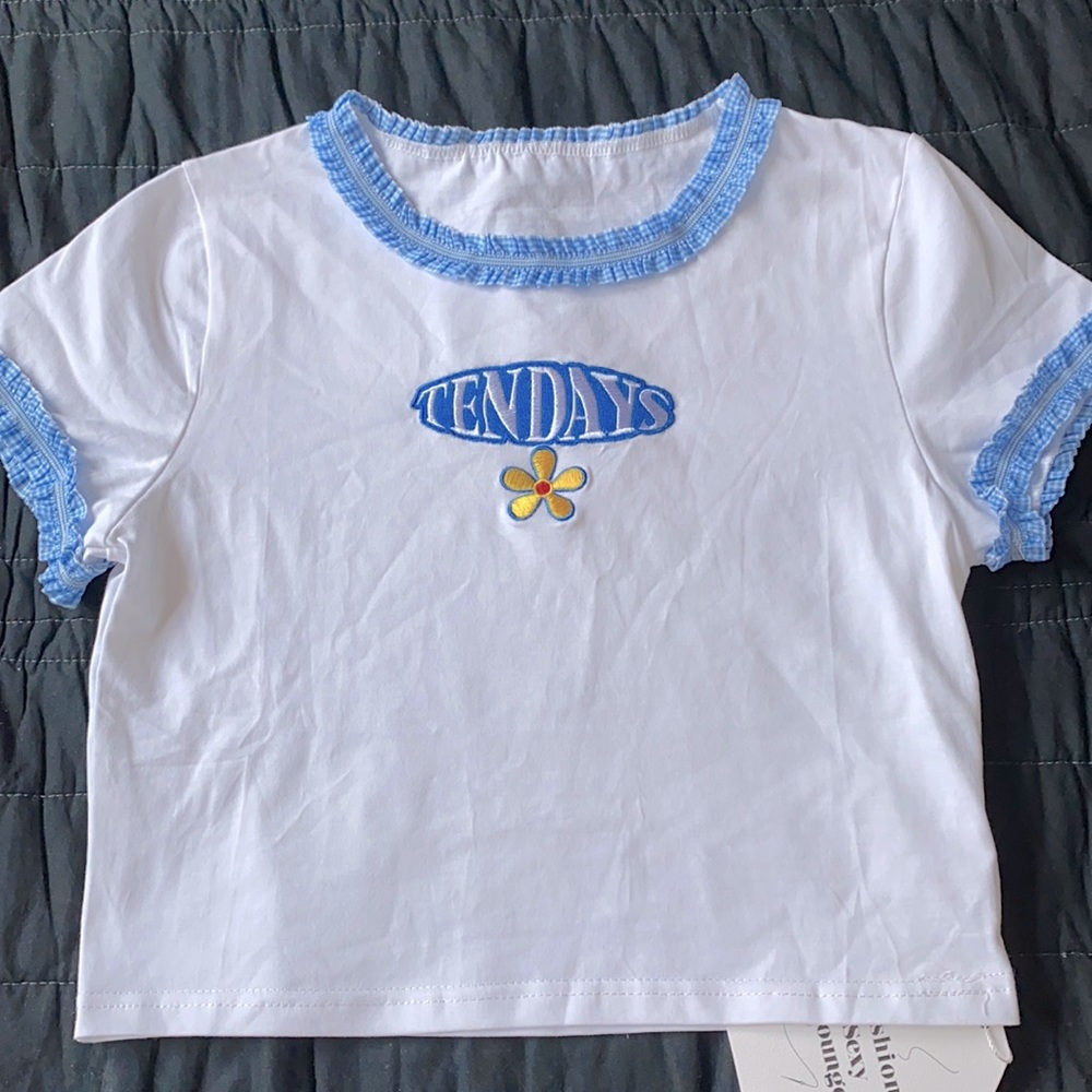 εїз summer aesthetic top! εїз